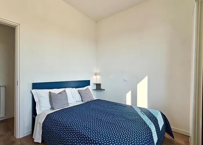 White House * Florence