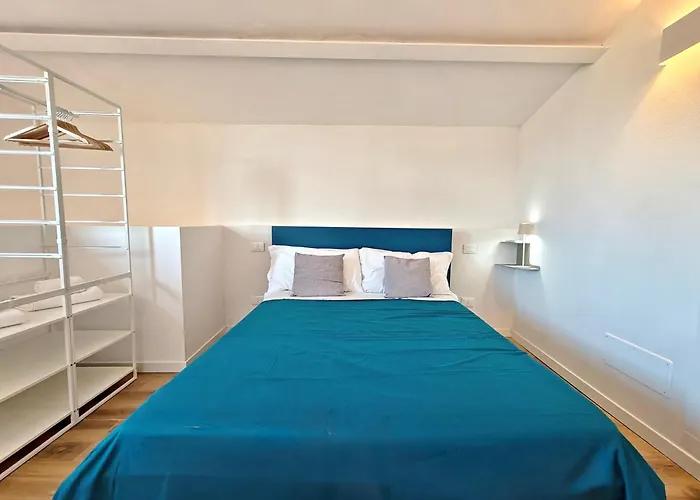 White House * Florence